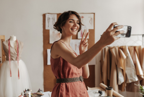 a-girl-taking-a-selfie